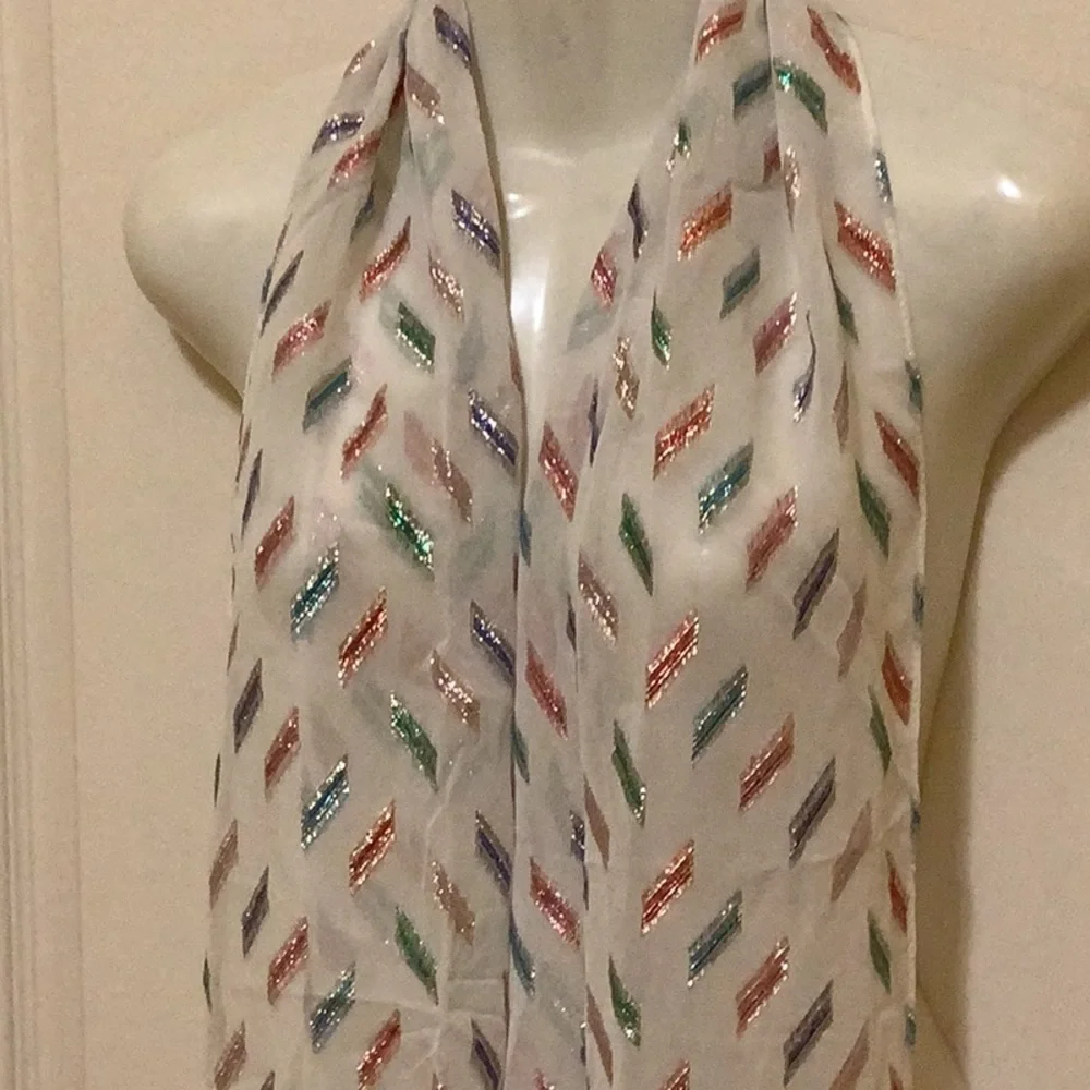 Scarf head wrap bone metallic colorful NWOT red green purple pink Versat…